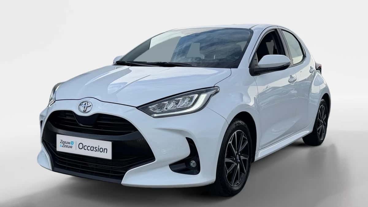 Toyota Yaris (2024) — foto 1