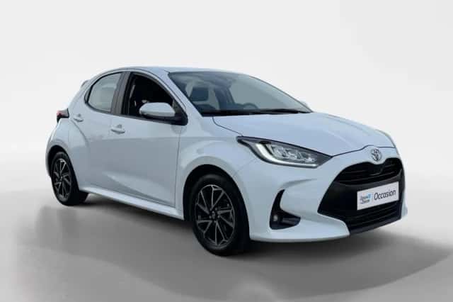 Toyota Yaris (2024) thumbnail 3