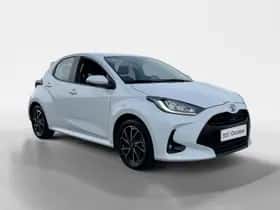 Toyota Yaris (2024) thumbnail 3