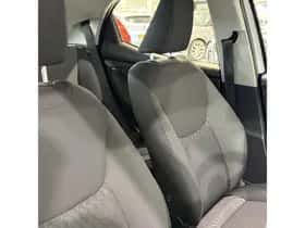 Toyota Yaris (2024) thumbnail 21