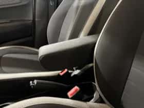 Hyundai i10 (2021) thumbnail 12