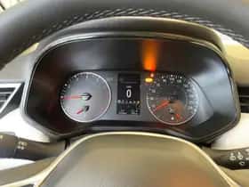 Renault Clio (2023) thumbnail 17