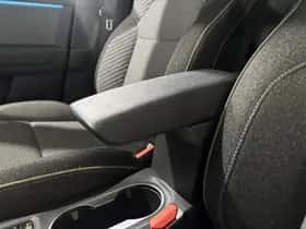 Renault Captur (2024) thumbnail 12