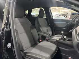 Renault Captur (2024) thumbnail 18