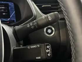 Renault Captur (2024) thumbnail 26