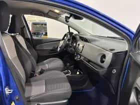 Toyota Yaris (2019) thumbnail 16