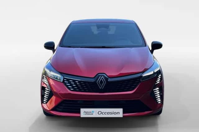 Renault Clio (2024) thumbnail 2