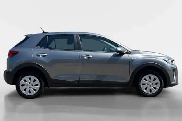Kia Stonic (2024) thumbnail 4