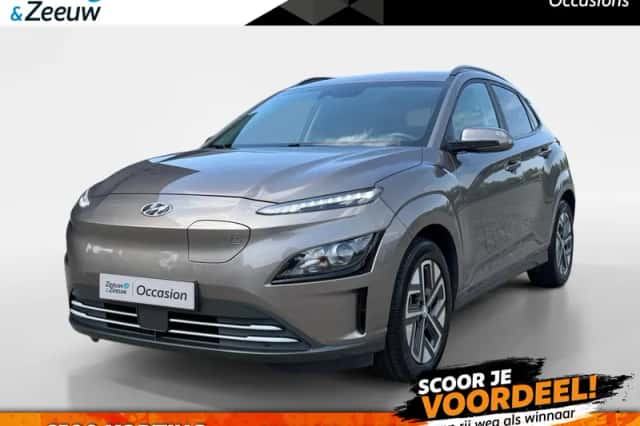 Hyundai Kona (2022) thumbnail 1