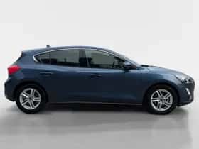 Ford Focus (2019) thumbnail 4