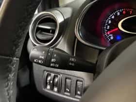 Renault Clio (2017) thumbnail 24