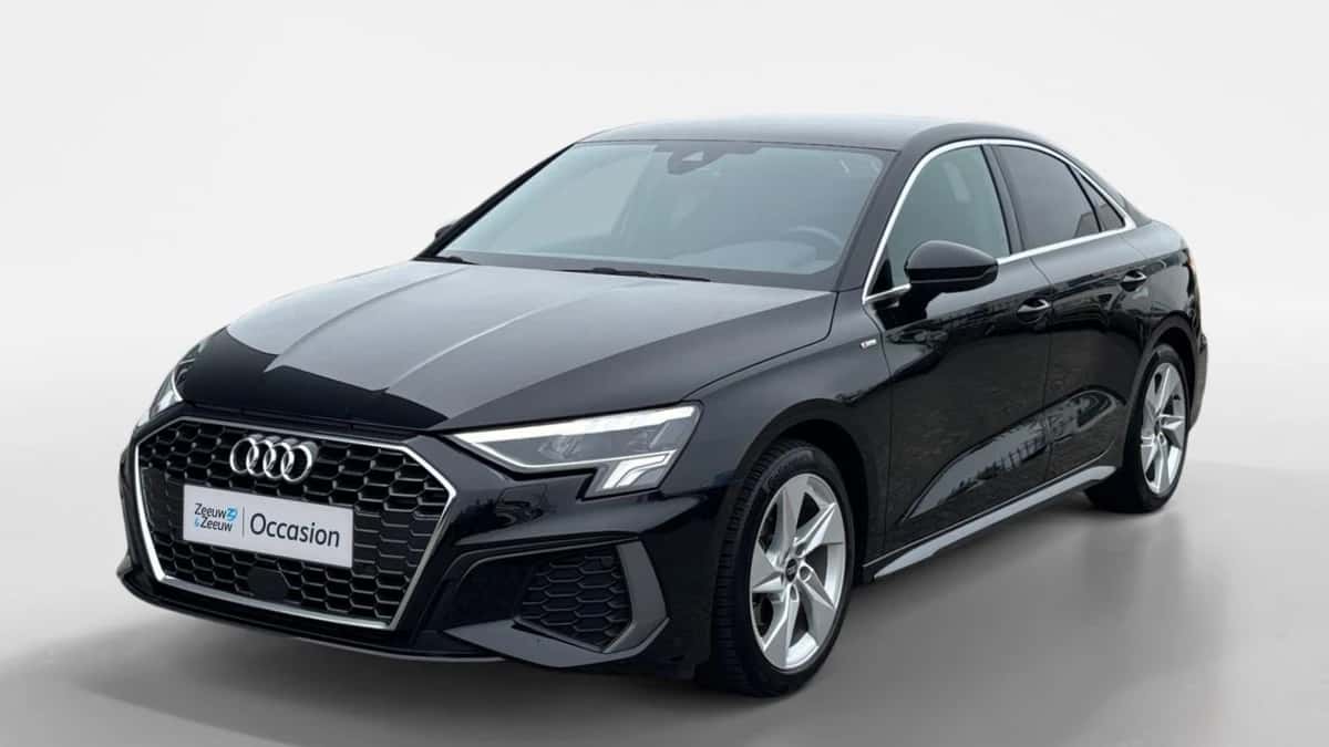 Audi A3 (2023) — foto 1