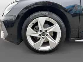 Audi A3 (2023) thumbnail 10