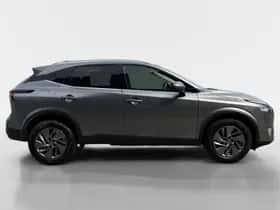 Nissan Qashqai (2021) thumbnail 4