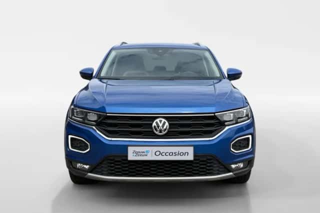 Volkswagen T-Roc (2018) thumbnail 2