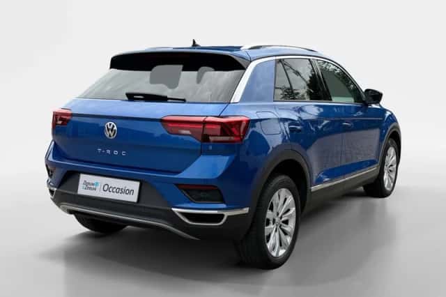 Volkswagen T-Roc (2018) thumbnail 5