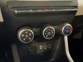 Renault Clio (2023) thumbnail 27