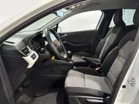 Renault Clio (2023) thumbnail 9