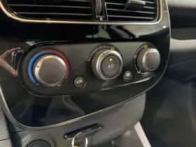 Renault Clio (2019) thumbnail 22