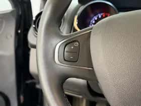 Renault Clio (2019) thumbnail 24