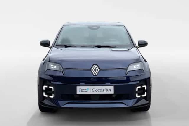 Renault 5 (2024) thumbnail 2