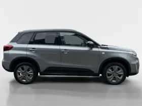 Suzuki Vitara (2022) thumbnail 4