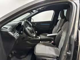 Renault Captur (2025) thumbnail 9