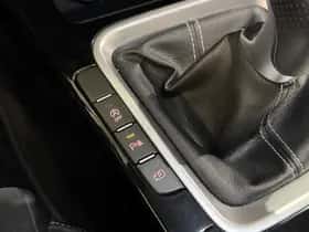 Kia Proceed (2022) thumbnail 25
