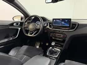 Kia Proceed (2022) thumbnail 10