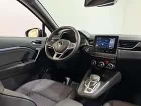 Renault Captur (2023) thumbnail 12