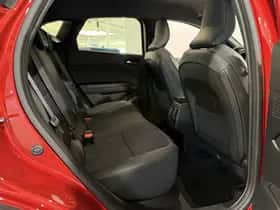 Renault Captur (2023) thumbnail 17