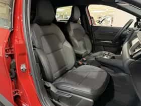 Renault Captur (2023) thumbnail 19