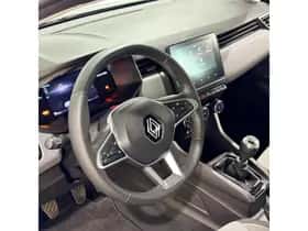 Renault Clio (2024) thumbnail 21