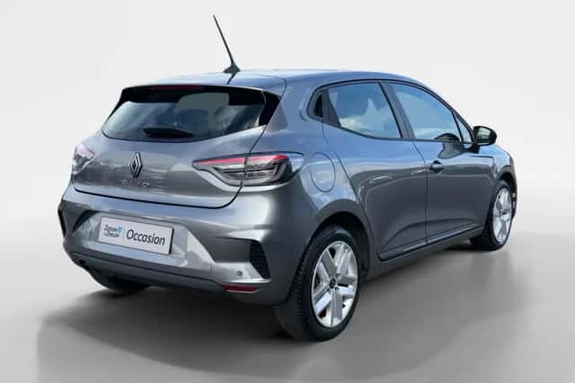 Renault Clio (2024) thumbnail 5