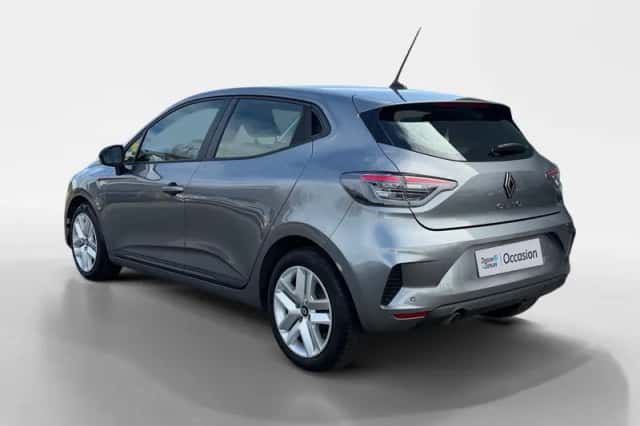 Renault Clio (2024) thumbnail 6