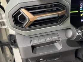 Dacia Duster (2025) thumbnail 34
