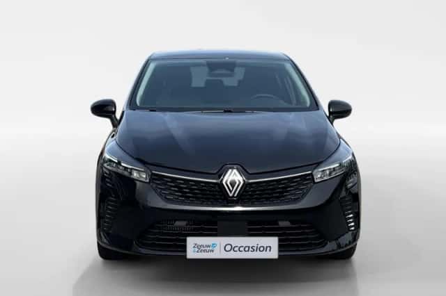 Renault Clio (2024) thumbnail 2