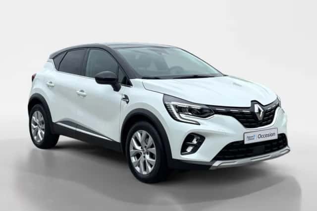 Renault Captur (2022) thumbnail 3