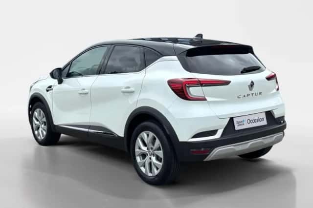 Renault Captur (2022) thumbnail 6