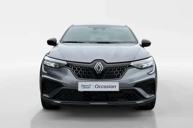 Renault Arkana (2025) thumbnail 2