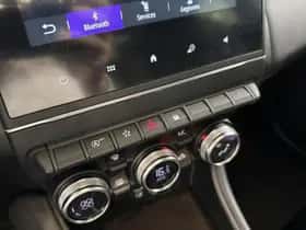 Renault Captur (2020) thumbnail 21