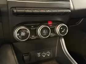 Renault Captur (2020) thumbnail 22