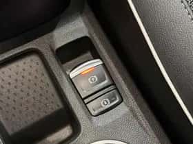 Renault Captur (2020) thumbnail 23