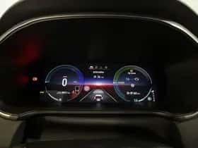 Renault Mégane E-Tech (2022) thumbnail 16