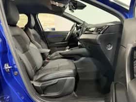 Renault Captur (2023) thumbnail 17