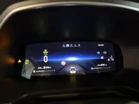 Renault Captur (2023) thumbnail 31