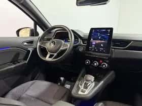 Renault Captur (2023) thumbnail 10