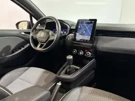 Renault Clio (2024) thumbnail 20