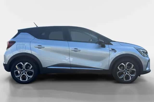 Renault Captur (2021) thumbnail 4