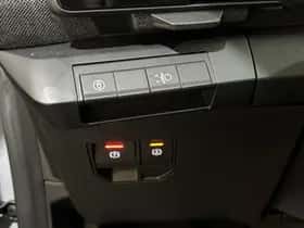 Renault Mégane E-Tech (2025) thumbnail 16
